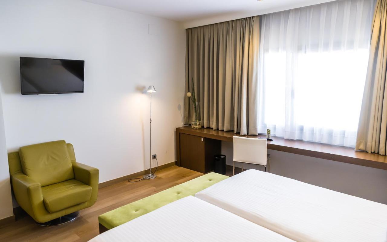 Hotel Veracruz Plaza & Spa Valdepeñas Extérieur photo